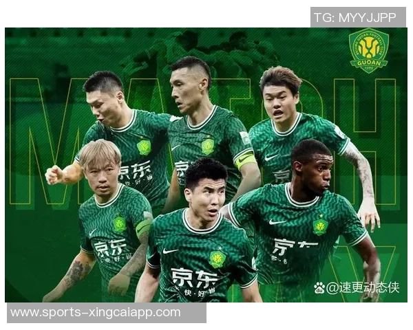 北京国安足球俱乐部成功续约王刚与池忠国展现球队未来发展信心